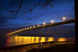 humber bridge 1 jan 2014.jpg